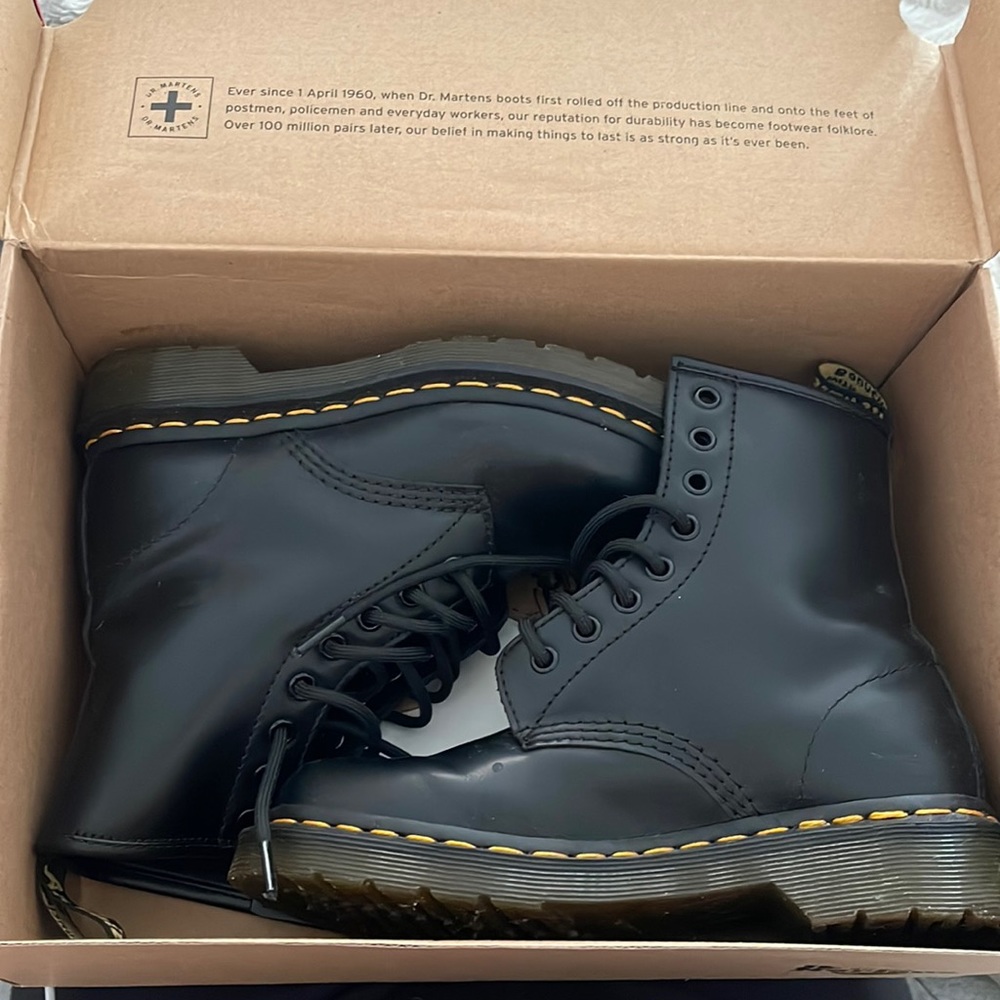 Dr. Martens Smooth Leather Lace up Boots